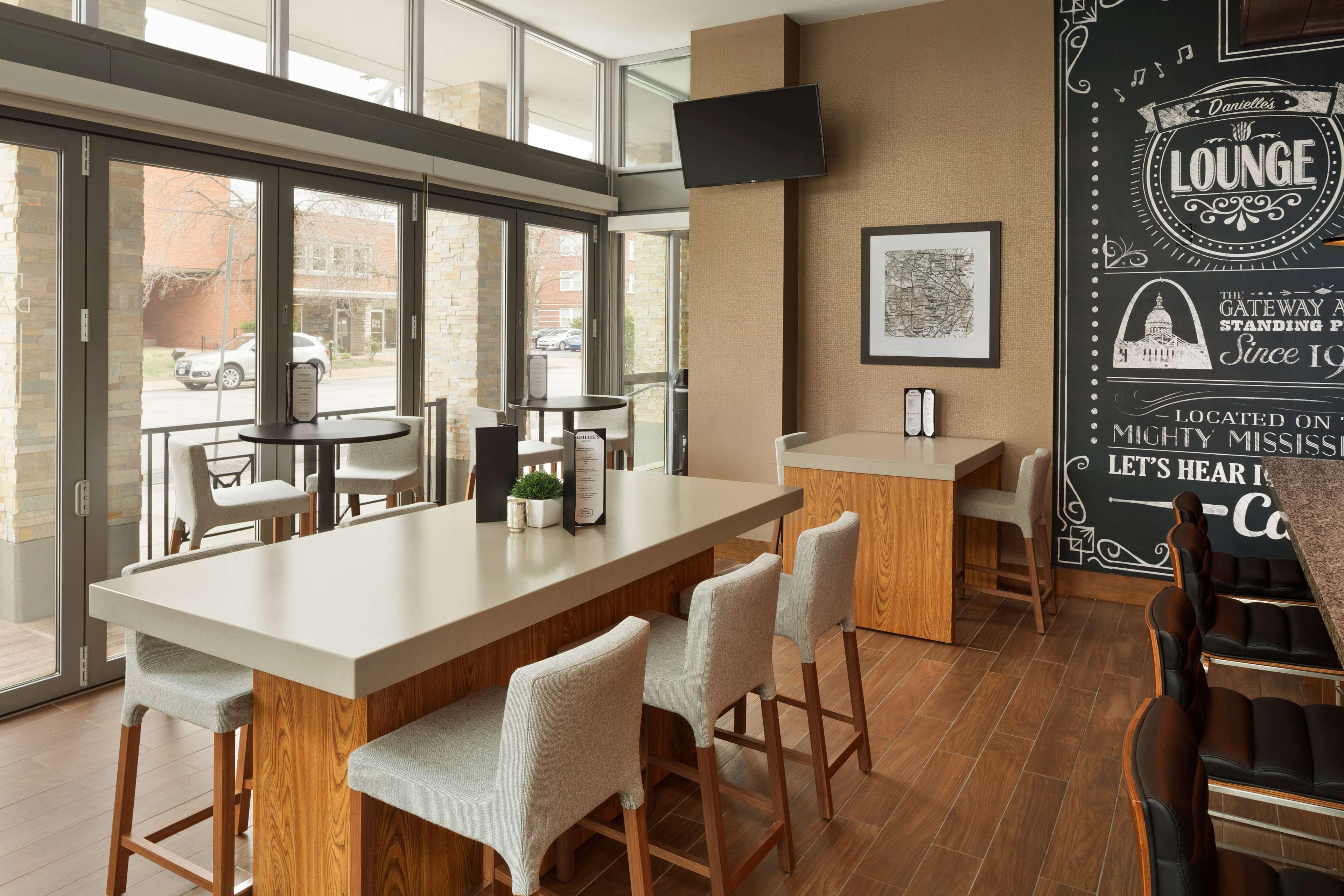Hampton Inn And Suites Clayton/St. Louis-Galleria Area Eksteriør billede