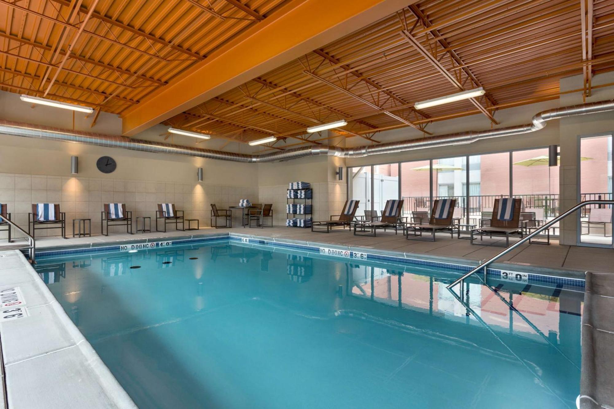 Hampton Inn And Suites Clayton/St. Louis-Galleria Area Eksteriør billede