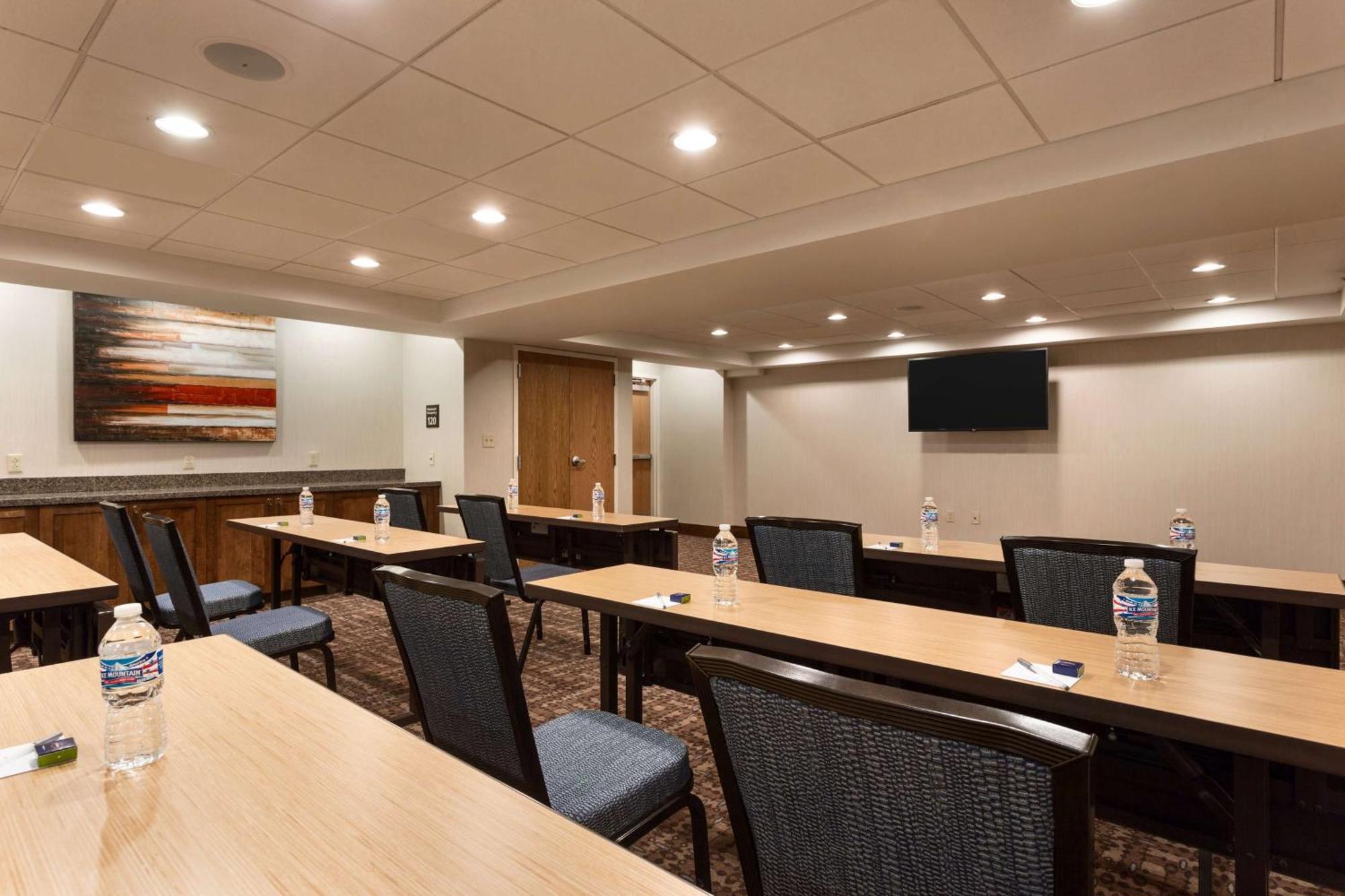 Hampton Inn And Suites Clayton/St. Louis-Galleria Area Eksteriør billede